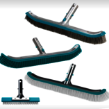 Brosse paroi murale 13.00€
Les brosses de nettoyage nettoient les murs (parois) et le fond de la piscine de façon optimale.