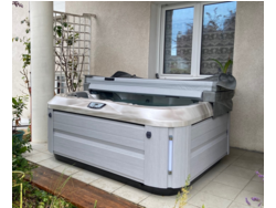 Spa Jacuzzi ® J-315 installation La Maison De La Pose Région Champagnole 