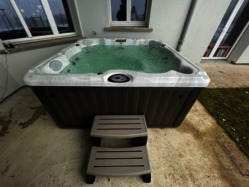 Spa Jacuzzi ® J-235 installation La Maison De La Pose région Salins Les Bains 