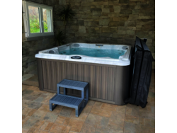 Spa Jacuzzi® J 235 Secteur Courlans