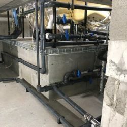 Machinerie déportée réalisée par LA MAISON DE LA POSE Pôle technique de la marque Jacuzzi ®